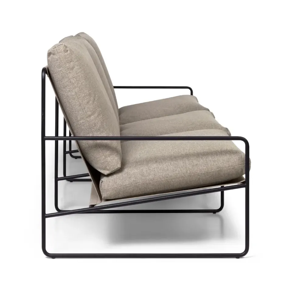 Sofá de 3 plazas Desert, Tela dark sand, base negra*Ferm Living Hot