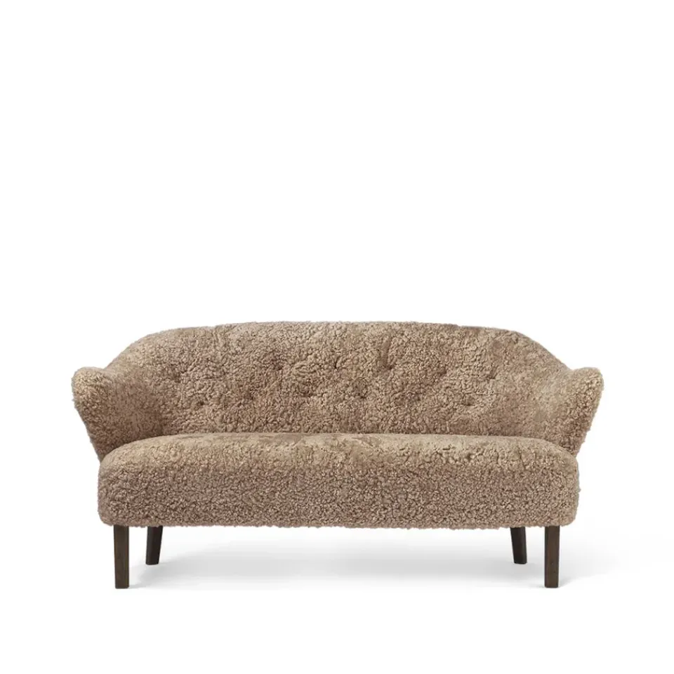 Sofá de 2,5 plazas Ingeborg, Piel de oveja sahara, patas roble ahumado*Audo Copenhagen Sale