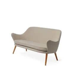 Sofá Dwell, 2 plazas tela barnum 2 sand, patas de roble ahumado*Warm Nordic Discount