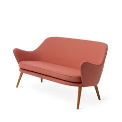 Sofá Dwell, 2 plazas tela hero 511 blush, patas de roble ahumado*Warm Nordic