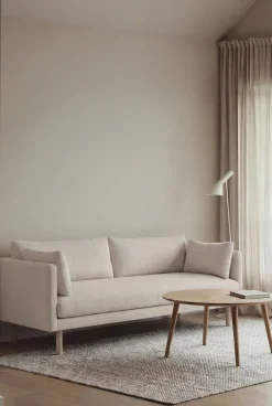 Sofá Linnevik, Jump Off White 1954-roble aceitado, 3 plazas*1898 Outlet
