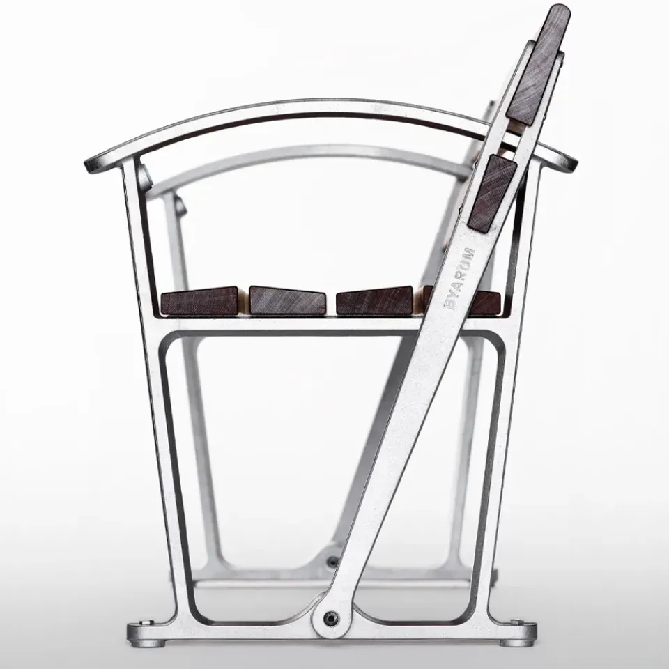 Sofá Waterloo, Caoba, soporte de aluminio en bruto*Byarums bruk