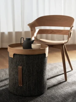 Taburete alto Björk, gris oscuro*Design House Stockholm Hot