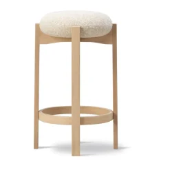 Taburete alto Pioneer , Zero 0001 - roble lacado*Fredericia Furniture Clearance