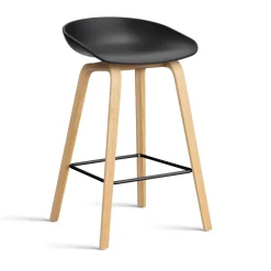Taburete bajo About a Stool 32 con base de roble lacado 2.0, Acero con soporte -*HAY New