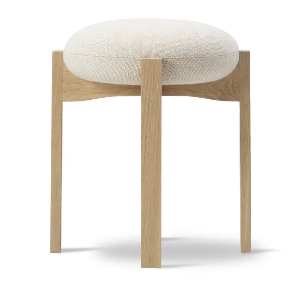 Taburete bajo Pioneer, Hallingdal 200 - roble lacado*Fredericia Furniture Hot