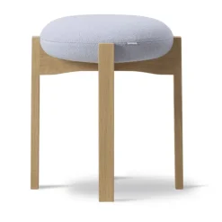 Taburete bajo Pioneer, Vidar 723 - roble lacado*Fredericia Furniture Hot