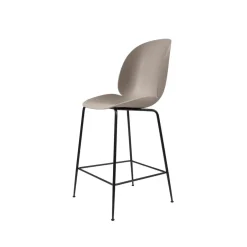 Taburete bar Beetle bajo, New , base de acero en color negro*GUBI Discount