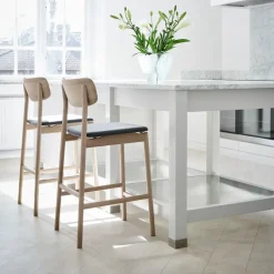 Taburete bar Prima Vista, Tela blues 9833 , estructura de roble aceitado blanco*Stolab Hot