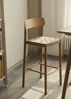 Taburete Betty TK15 Bar Chair 75 cm, Roble ahumado-lino natural*&Tradition New