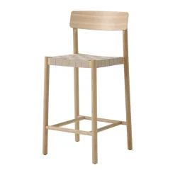 Taburete Betty TK12 Counter Chair 65 cm, Lino natural-roble lacado*&Tradition New