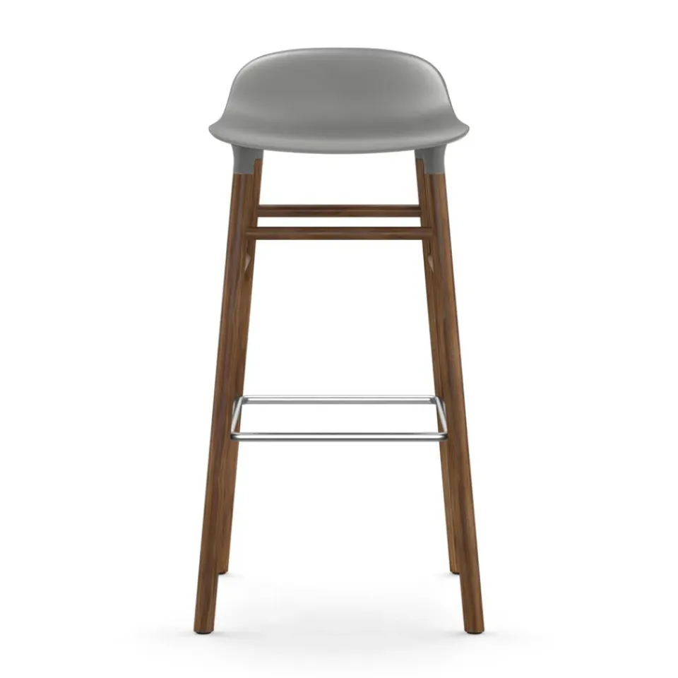 Taburete de bar con patas de nogal Form,*Normann Copenhagen Clearance