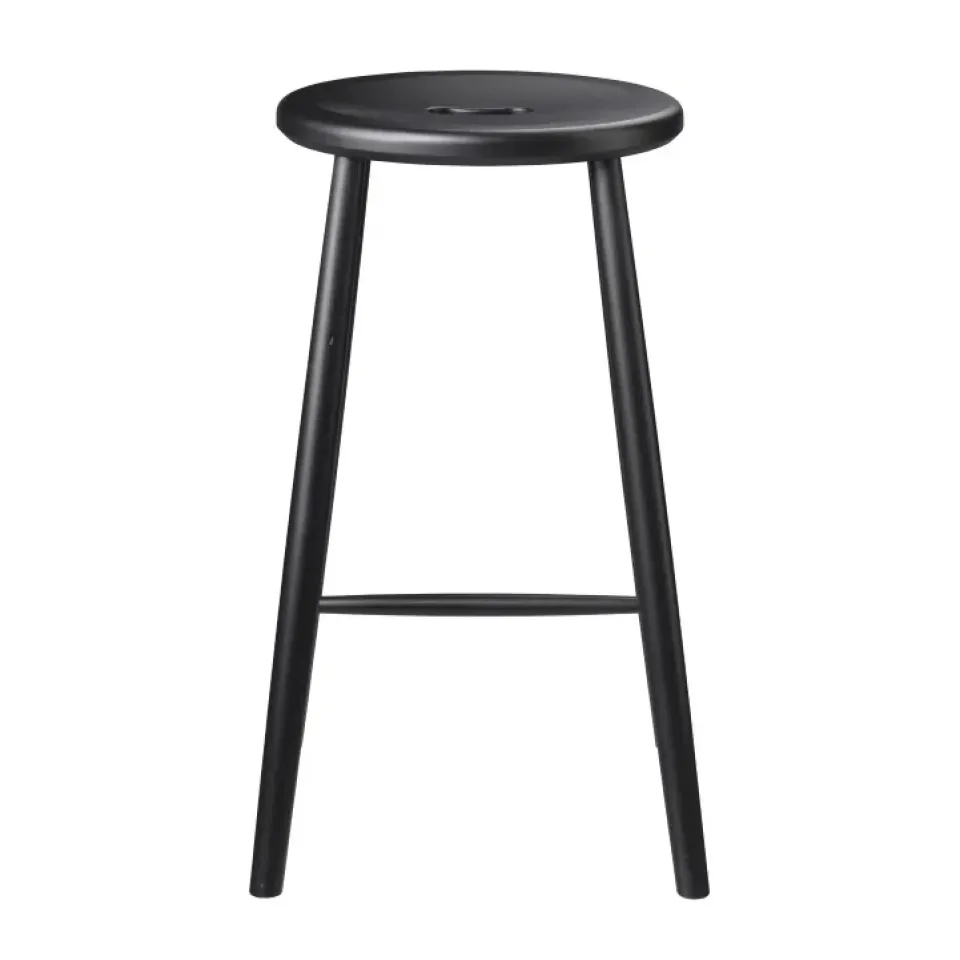 Taburete de bar J27C Counter, Beech black painted*FDB Møbler