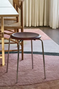 Taburete Dot cuero, Chestnut*Fritz Hansen Outlet