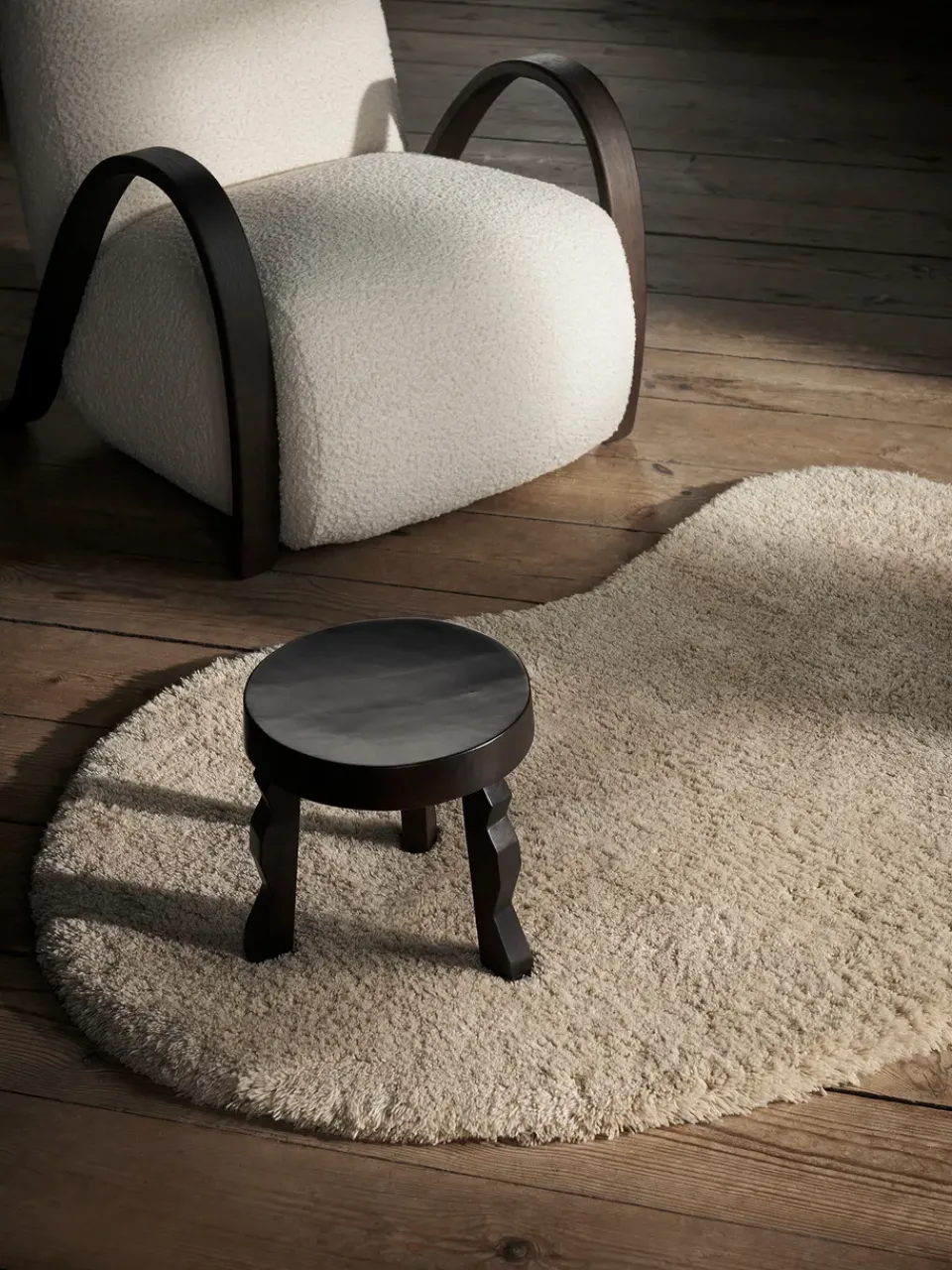Taburete Faye, Mango oscuro manchado*Ferm Living New