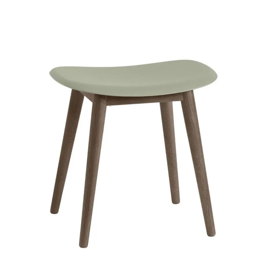 Taburete Fiber, Dusty green, patas de madera barnizadas en marrón oscuro*Muuto Online