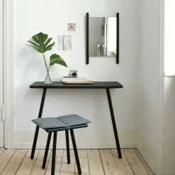 Taburete Georg, Lino, roble sin tratar, incluye cojín de lino*Fritz Hansen Clearance