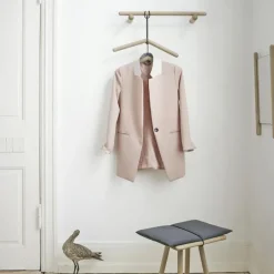 Taburete Georg, roble*Fritz Hansen Outlet