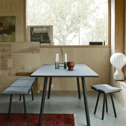 Taburete Georg, roble lacado negro*Fritz Hansen Discount