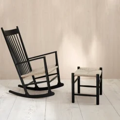 Taburete J16, Natural - roble lacado negro*Fredericia Furniture Online