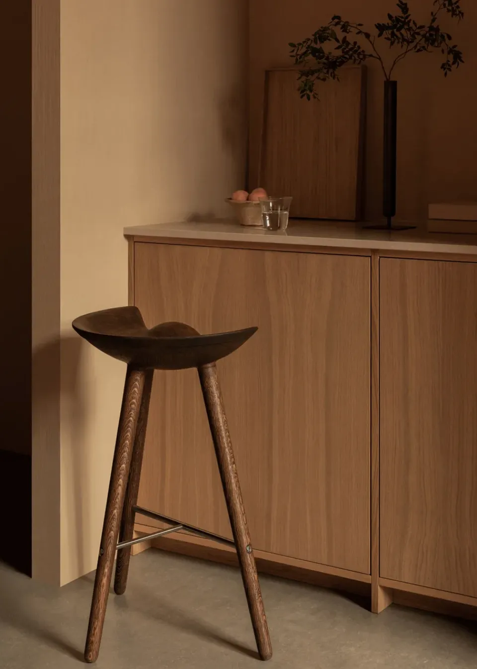 Taburete ML42 77 cm, Roble tratado con aceite -acero*Audo Copenhagen Hot