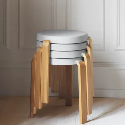 Taburete Tap, Caramel, patas de roble*Normann Copenhagen Hot