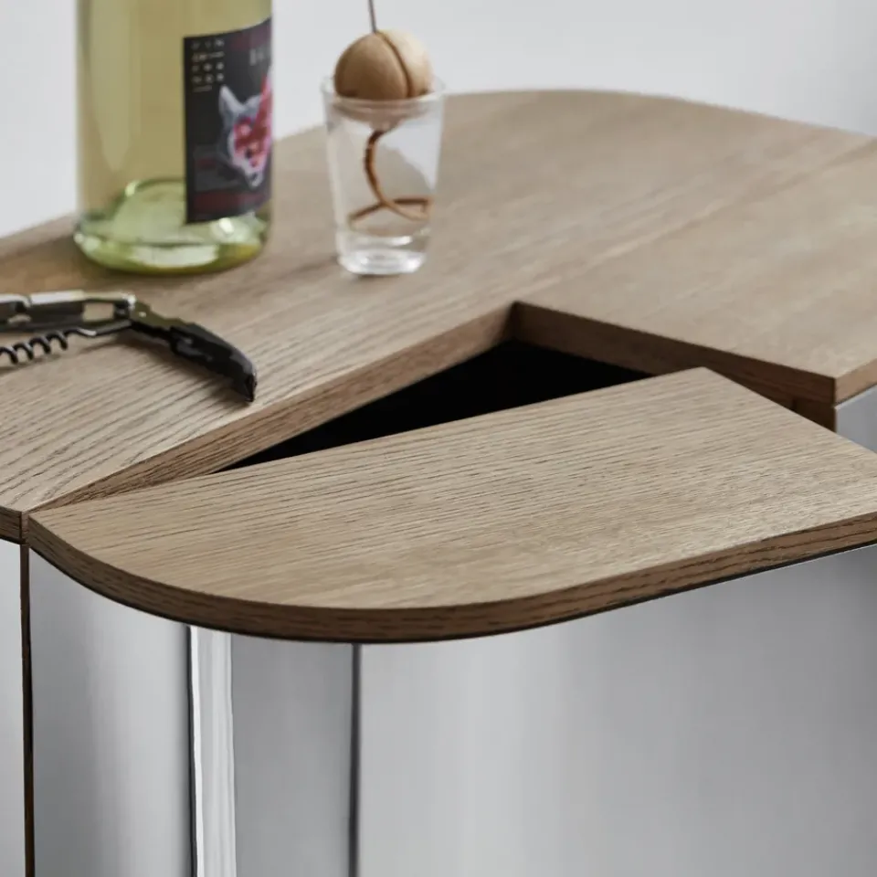 Vitrina bar con ruedas Loud , Roble ahumado*Northern Outlet